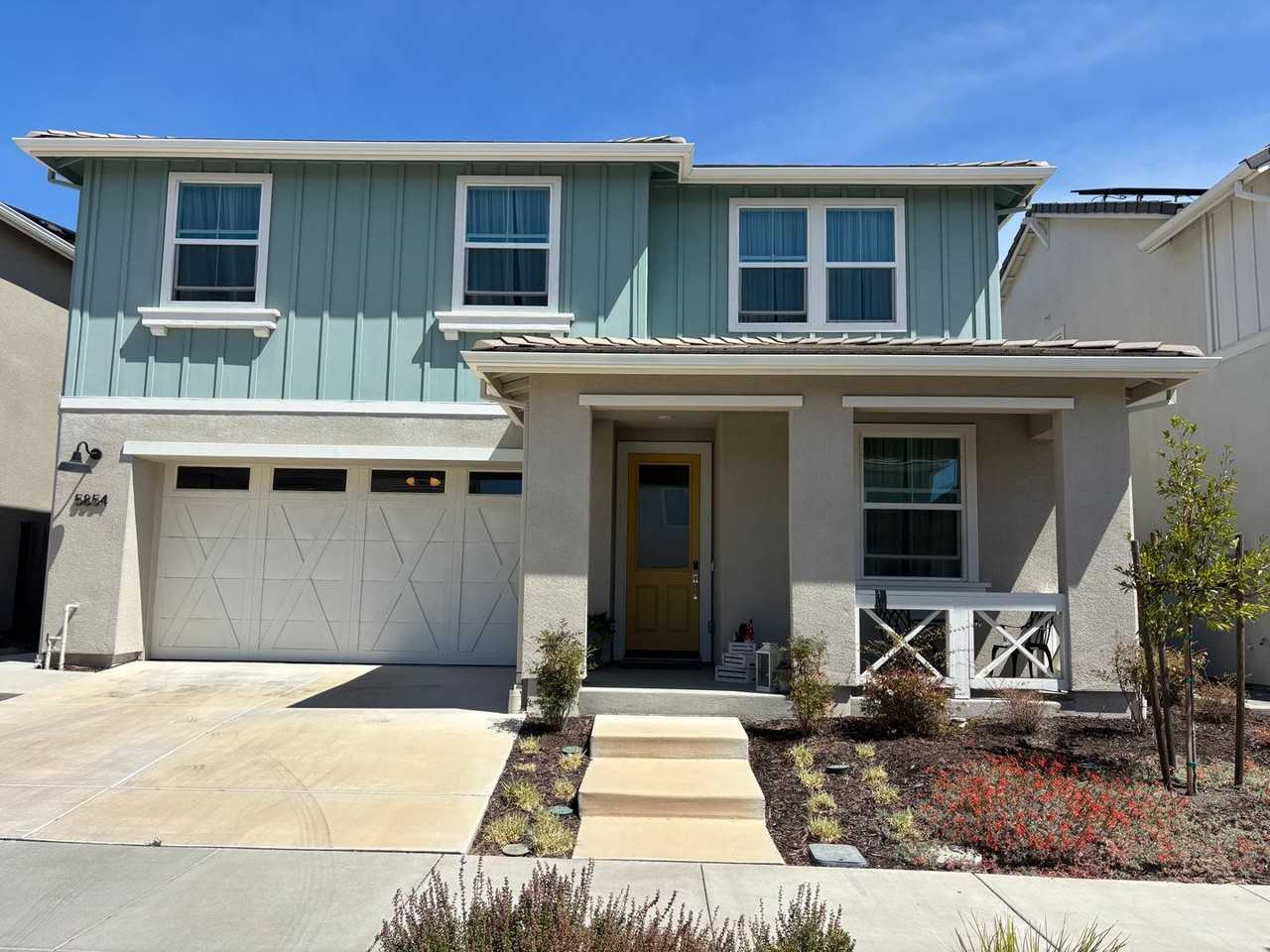5854 Maroon Pl - Photo 2 of 32