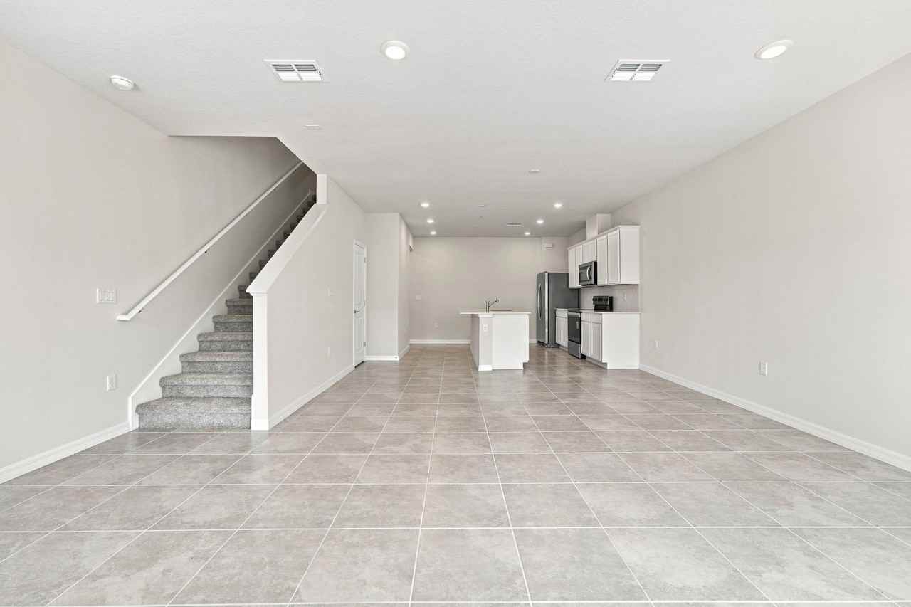 6238 Sunny Time Ave - Photo 2 of 30