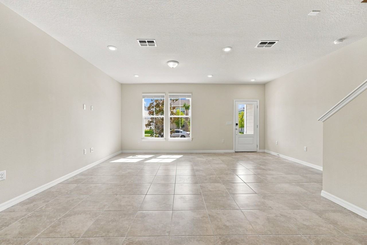 6238 Sunny Time Ave - Photo 3 of 30