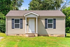 featured image of 2705 Jennette Cir