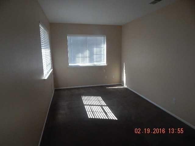 3015 Briarhaven Ln - Photo 6 of 16