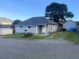 featured image of 167 Townsend St