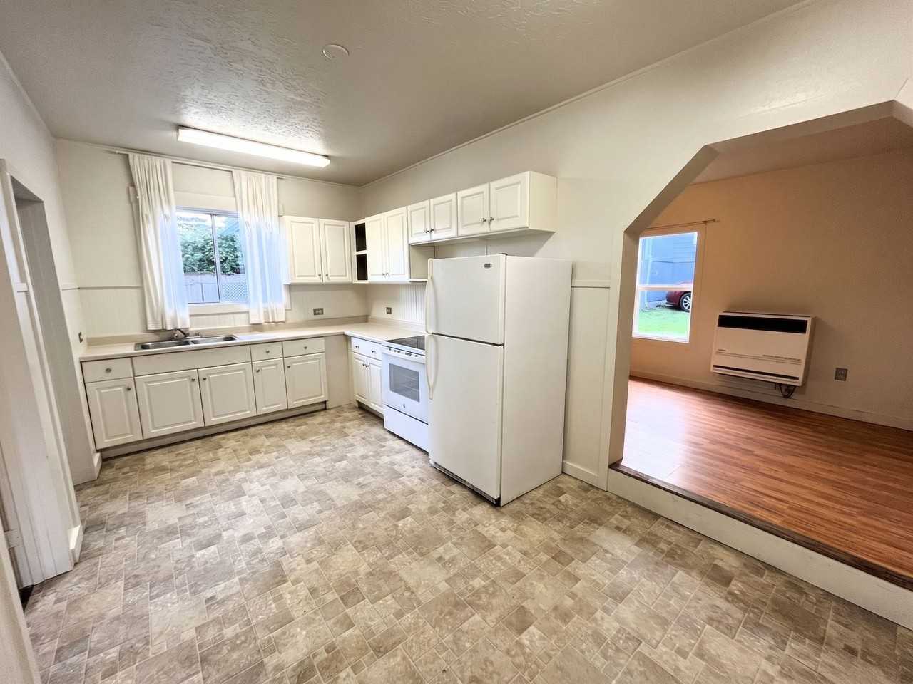 167 Townsend St - Photo 7 of 20
