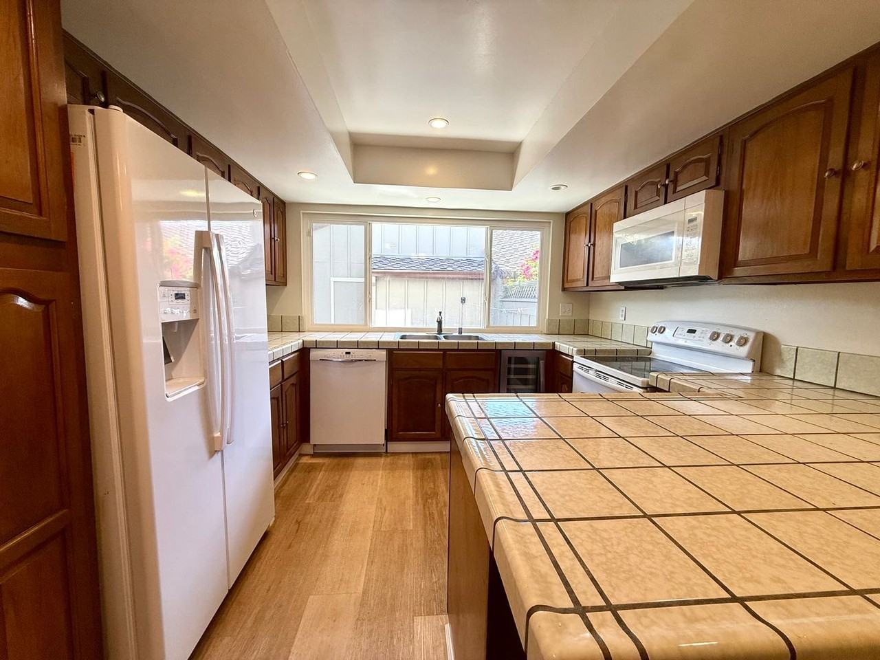 105 Walnut Hill Ct - Photo 6 of 24