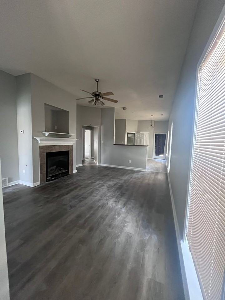 6981 Wynne Ridge Rd N - Photo 7 of 18