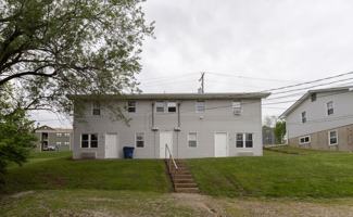 featured image of 1017 E Benton St