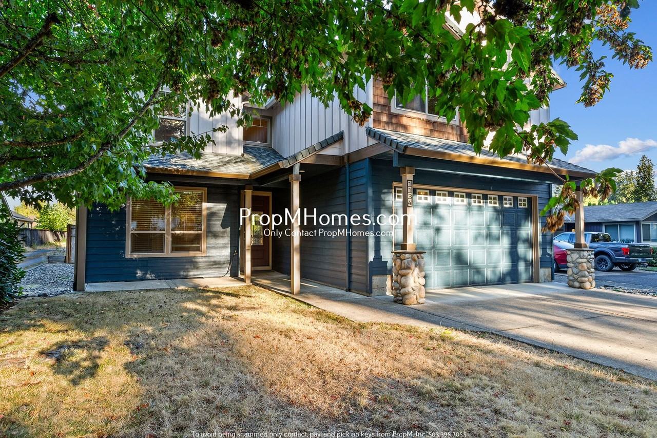1134 Se 40th Ave - Photo 3 of 50