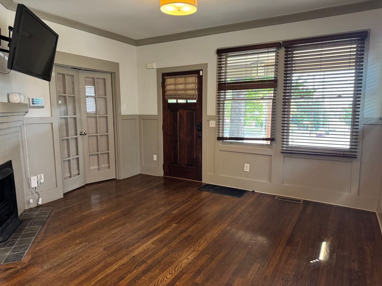 1707 Hillside Ave - Photo 7 of 31