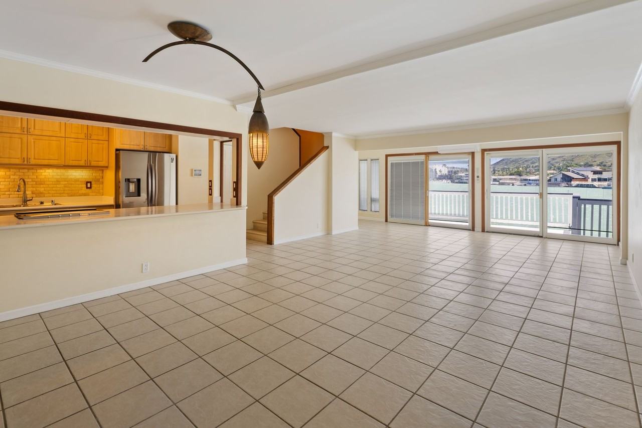 905 Koko Isle Cir