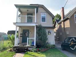 featured image of 66 Flora St