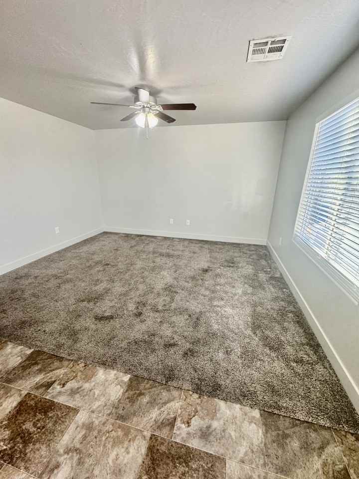 3104 S Relic Ridge Dr #1 - Photo 7 of 20