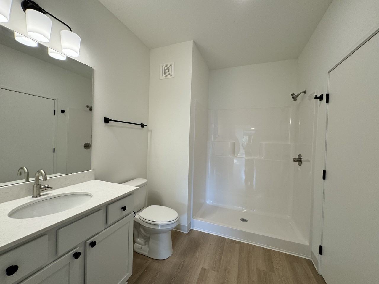 Palisades - 2042340 River Road #204 - Photo 5 of 33