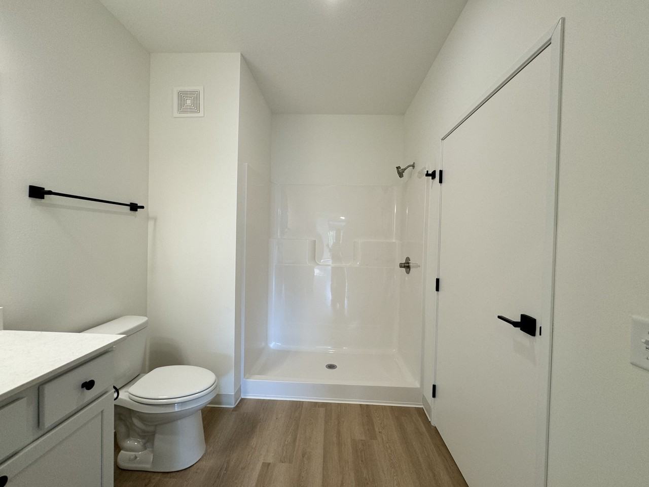 Palisades - 2042340 River Road #204 - Photo 6 of 33