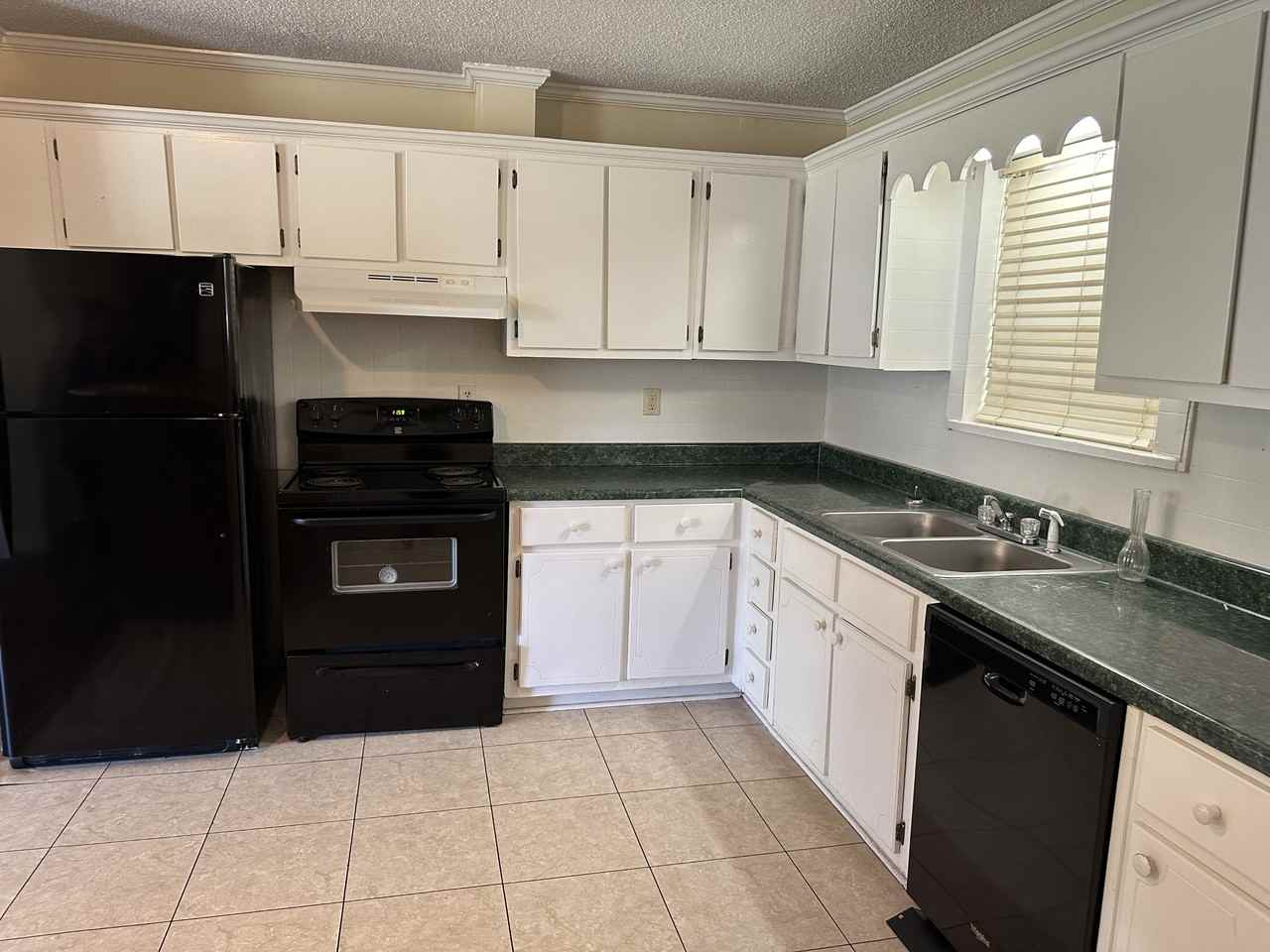 6 Mancuso Dr #1 - Photo 6 of 18