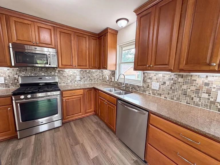 14025 Partridge Street Northwest - Photo 5 of 8