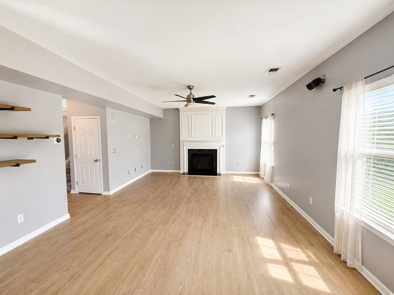 27 Madeline Cir #1 - Photo 5 of 17