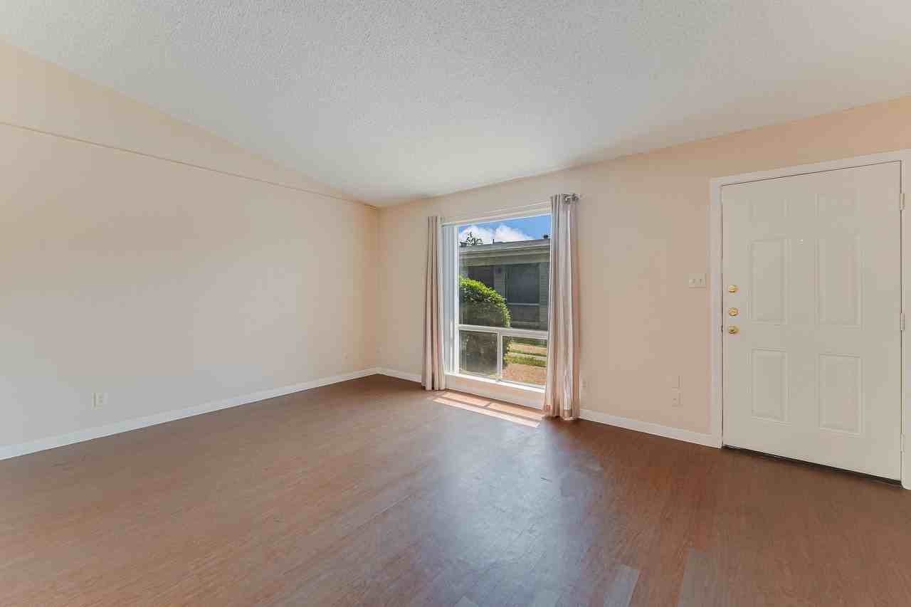 610 W 51st St #104 - Photo 3 of 11
