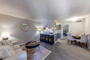 featured image of 4141 W Glendale Ave