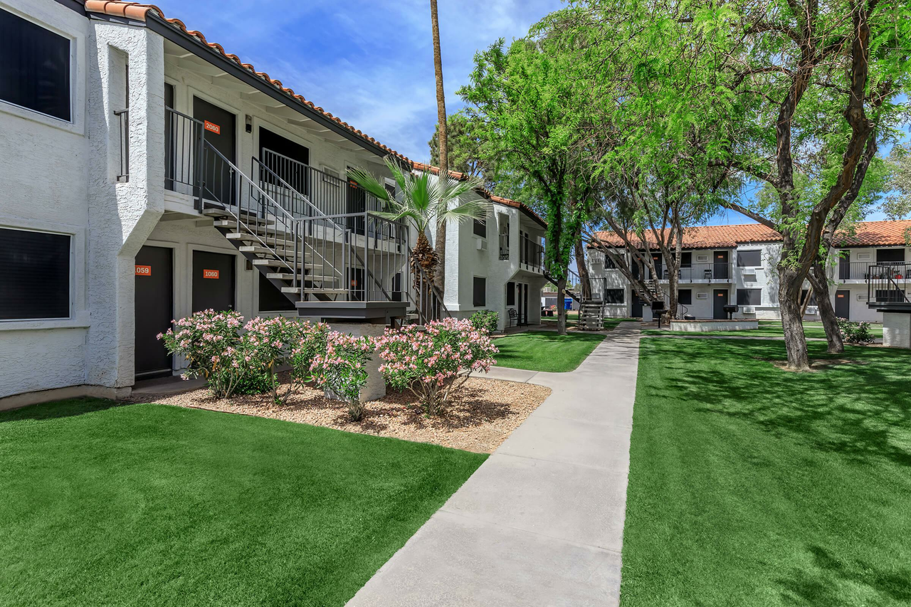 Artisan at Downtown Chandler - Photo 6 of 31