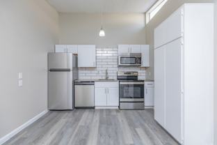 Avion on Glendale - Photo 1 of 1