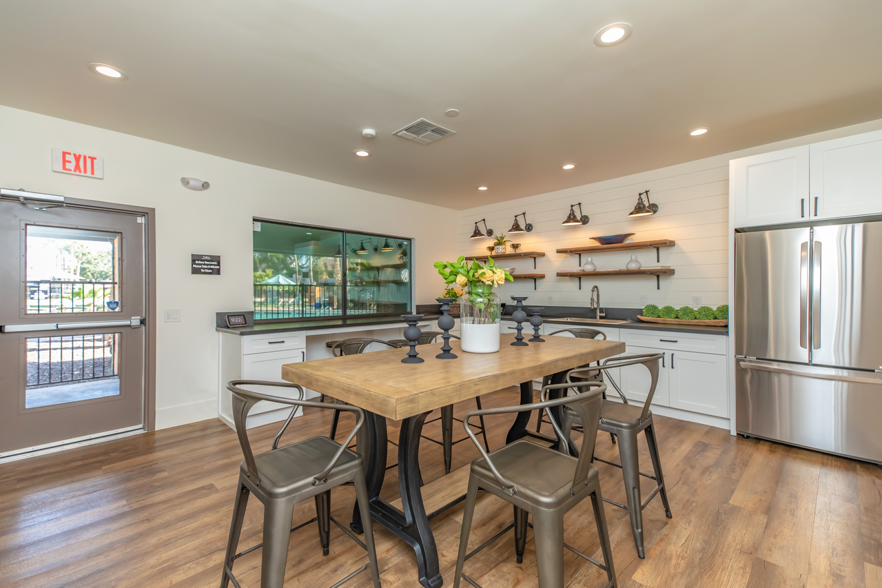 Avion on Glendale - Photo 7 of 30