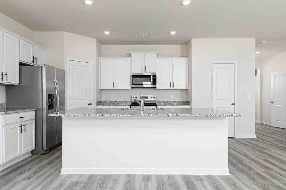 208 Katelyn Way - Photo 6 of 15