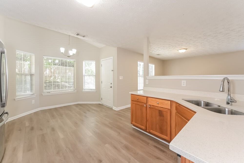 2167 Mulberry Ln - Photo 7 of 17