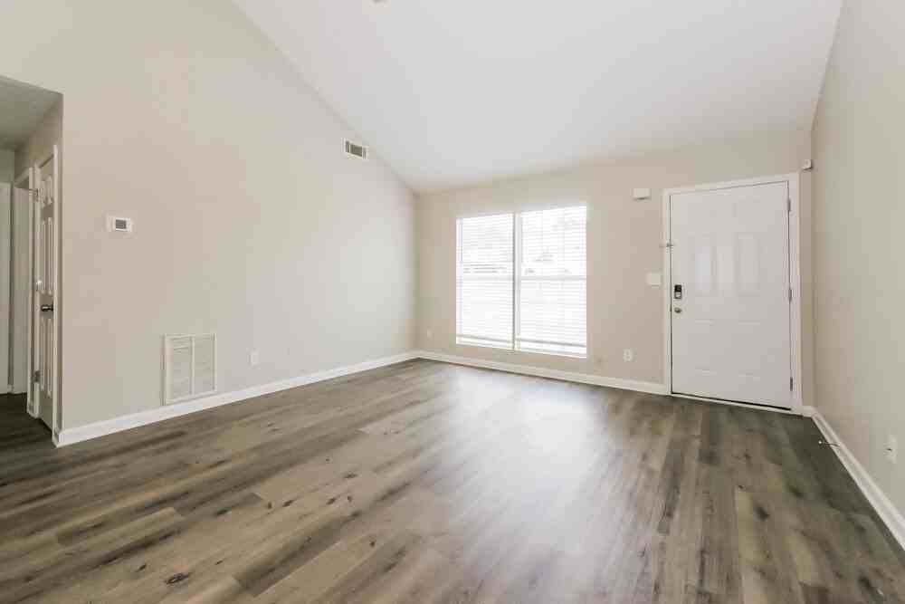 11157 Weeping Willow Pl - Photo 5 of 17