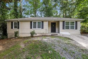 featured image of 2743 Argyle Dr Nw