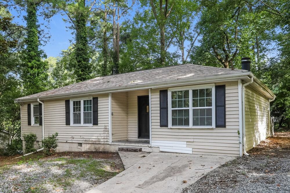 2743 Argyle Dr Nw - Photo 3 of 16