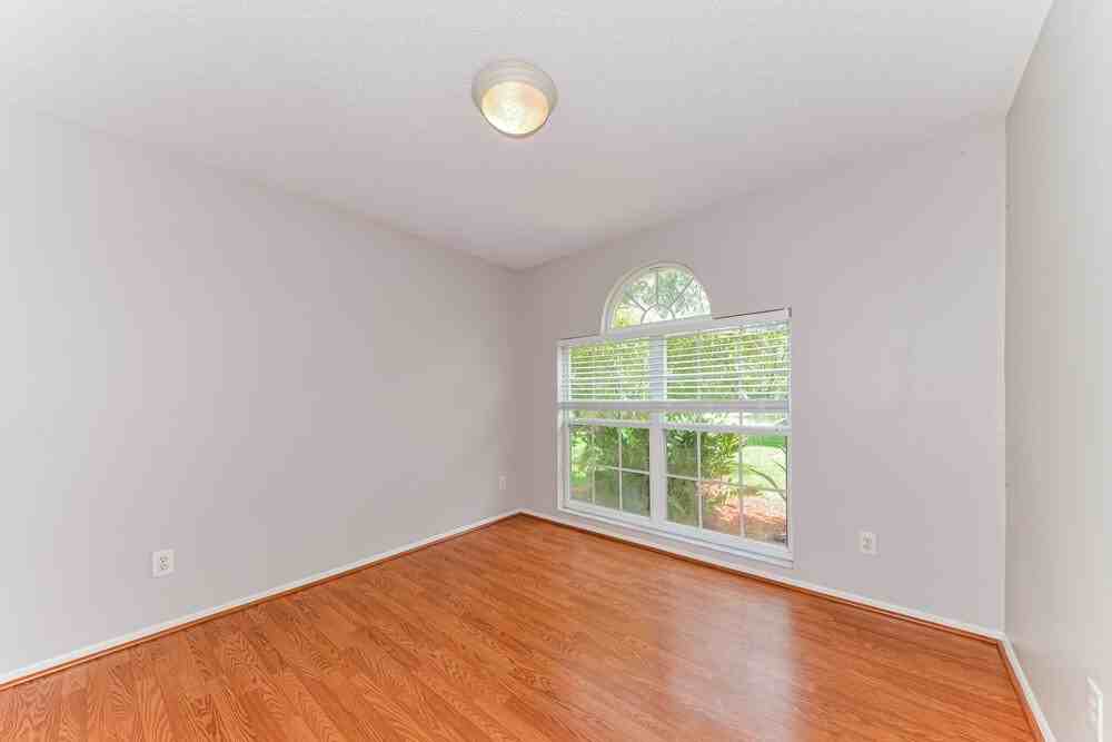 11782 Shirburn Cir - Photo 6 of 16