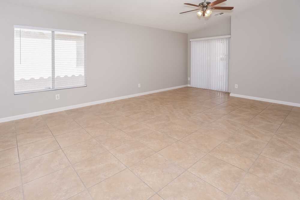 4850 Drifting Pebble St - Photo 3 of 15