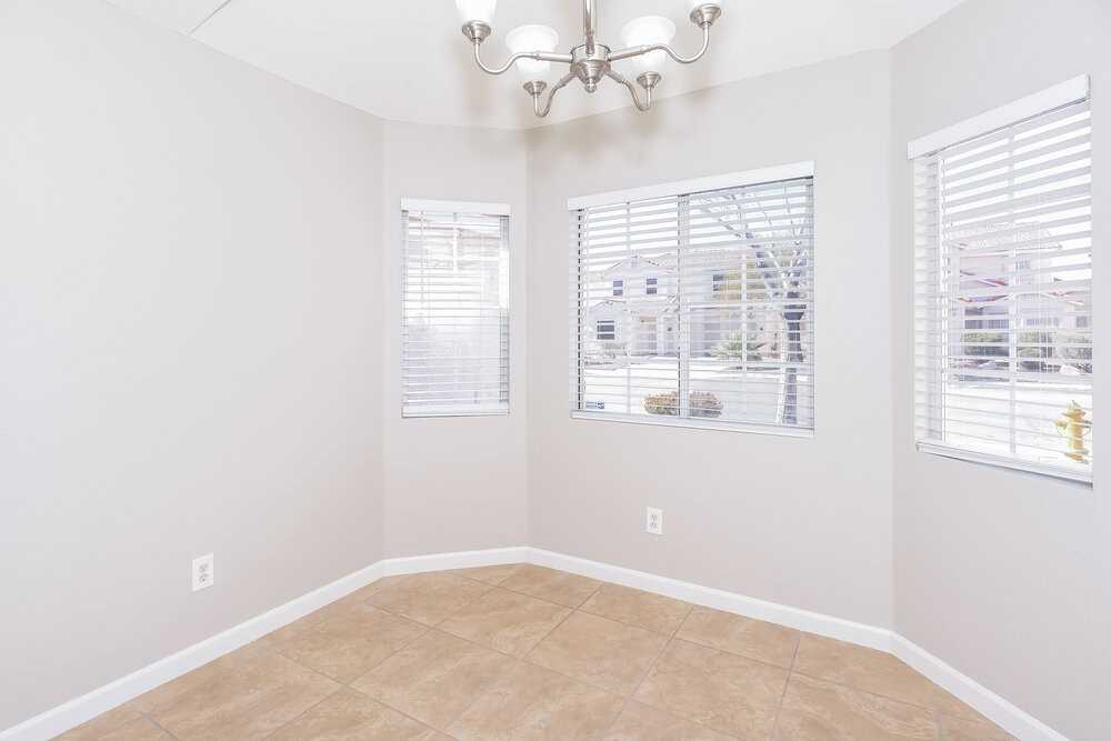 4850 Drifting Pebble St - Photo 5 of 15