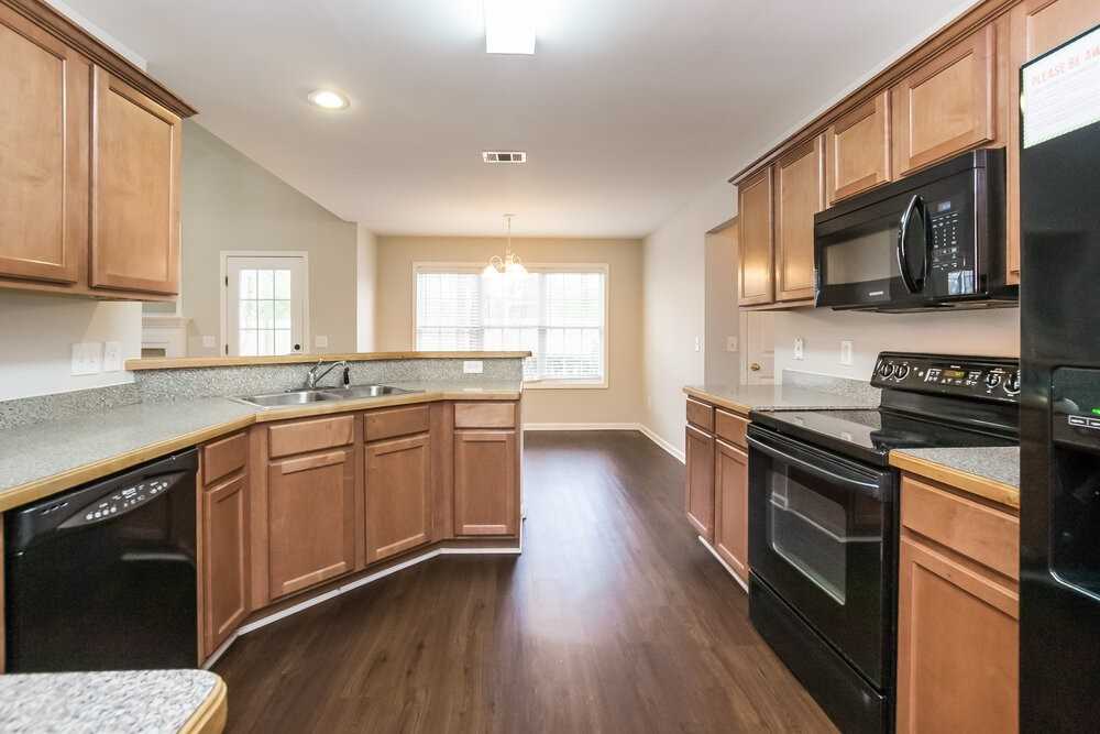 3345 Wrenwood Ct - Photo 7 of 17