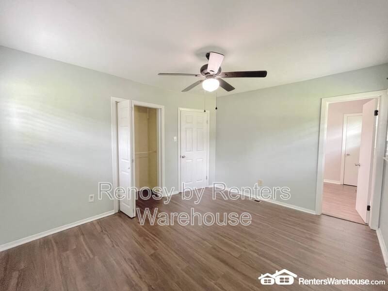 3308 Hornsea Rd - Photo 6 of 46