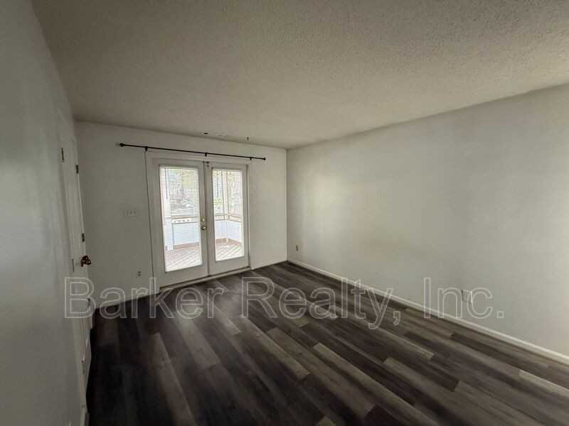 2925 Golden Oak Ct - Photo 5 of 11