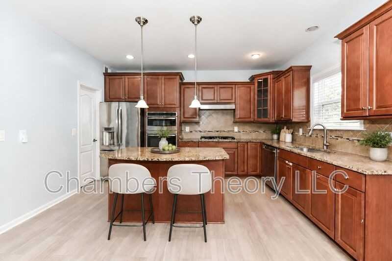 21026 Potomac Trail Cir - Photo 6 of 50