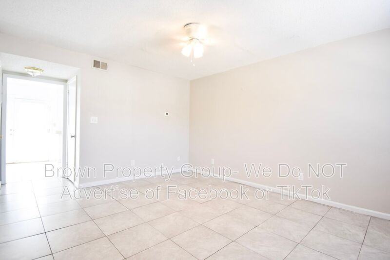 2109 Grand Prix Dr #J - Photo 2 of 11