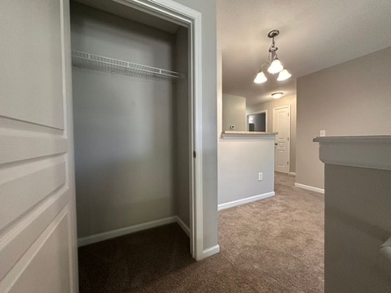 Trafalgar Pointe Apartments - Photo 4 of 39