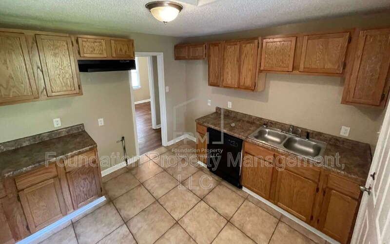 2203 Pamela Dr - Photo 3 of 13