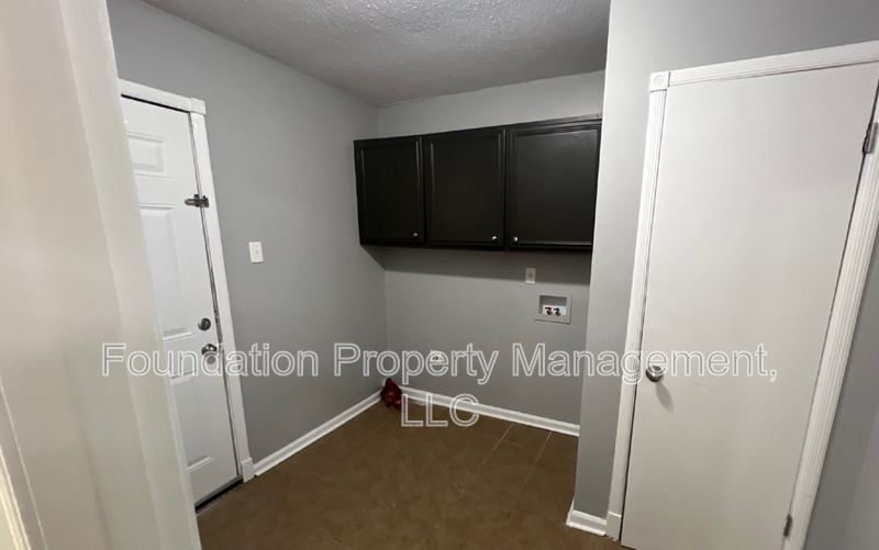 4364 Ann Arbor Ln - Photo 6 of 15