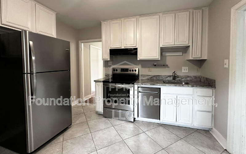 3544 Marion Ave - Photo 3 of 16