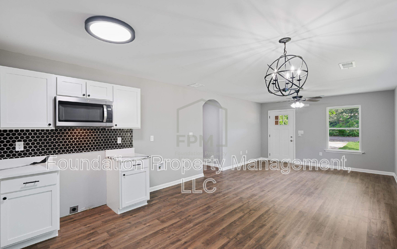 3819 Grey Rd - Photo 4 of 24