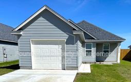 2502 E Tyler Ave - Photo 1 of 1