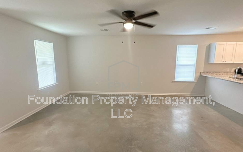 2502 E Tyler Ave - Photo 6 of 15