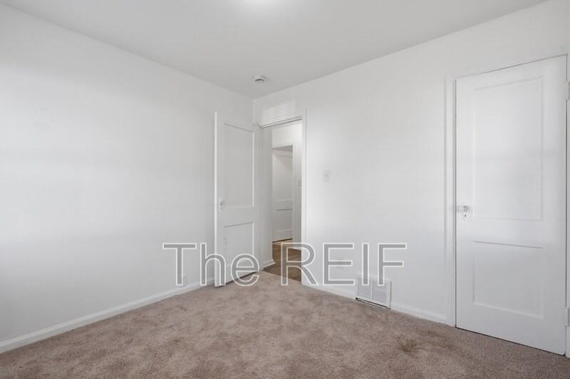 20200 Mccormick St - Photo 5 of 29