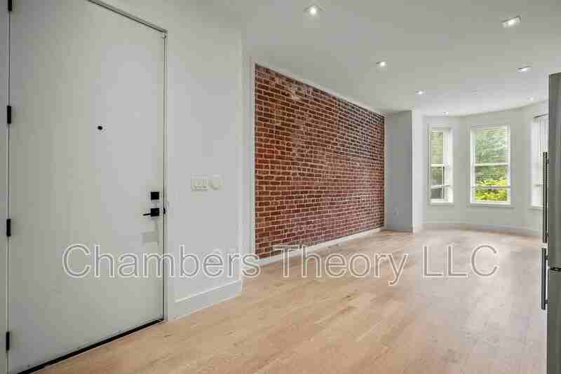 1963 Biltmore St Nw #2 - Photo 4 of 30
