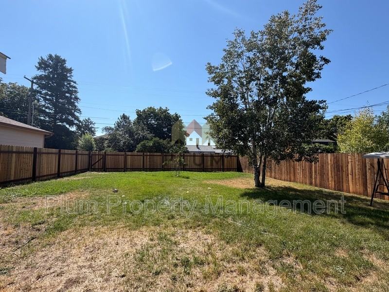 1919 S 9th St W - Photo 2 of 3