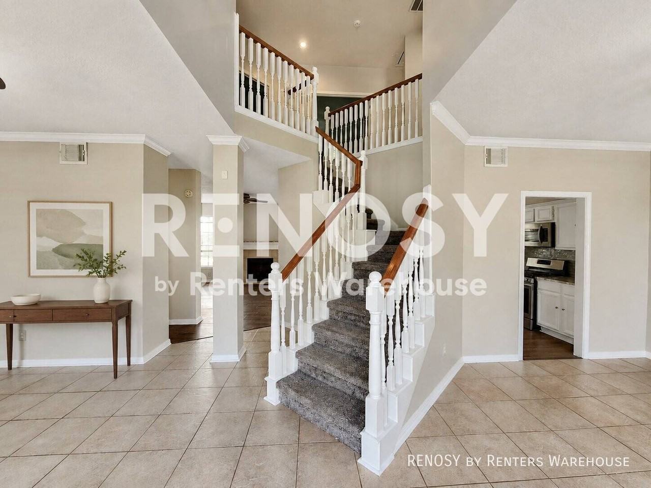 2412 N Mission Cir