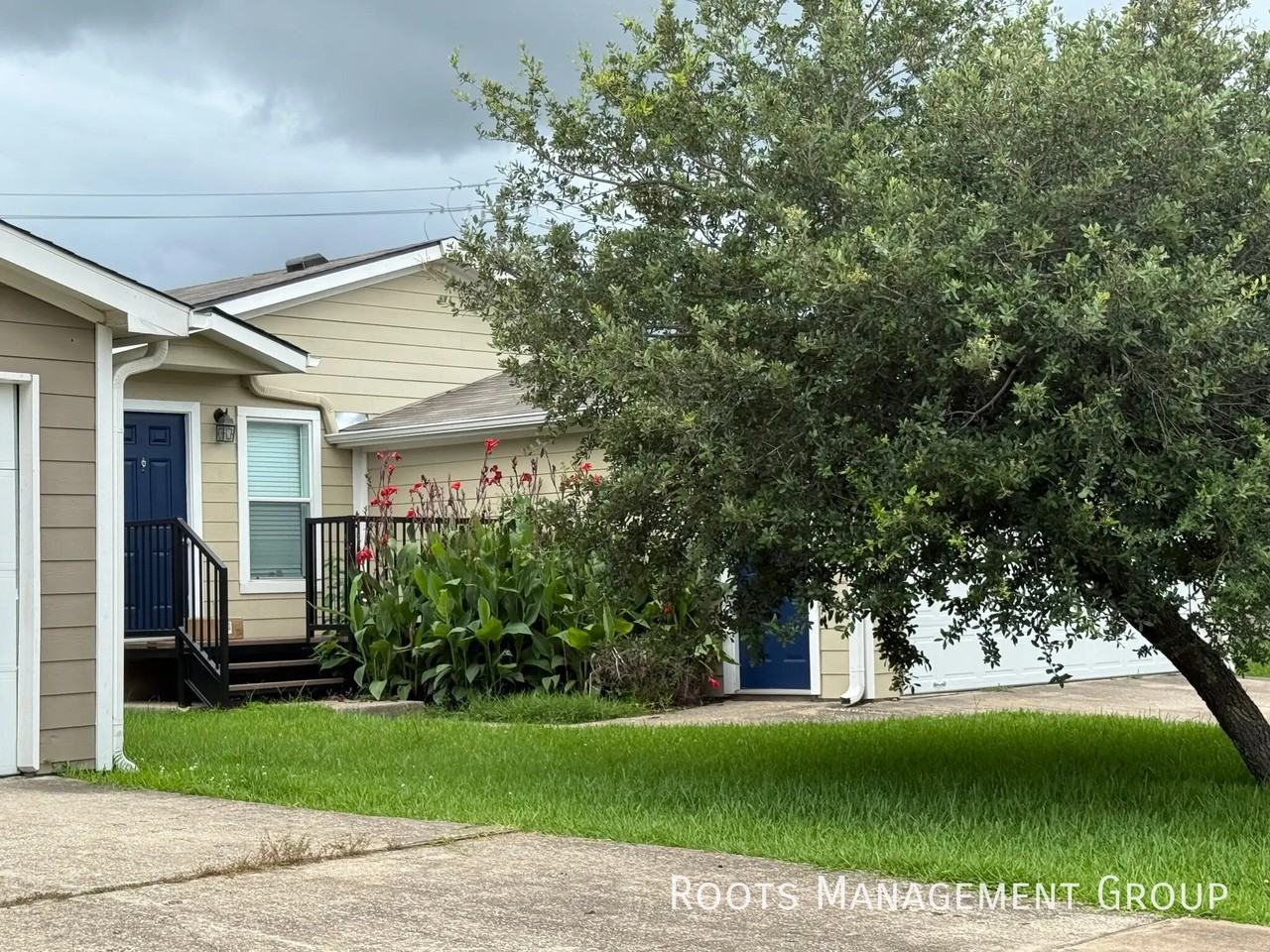 16010 Clarke Springs Dr #16010C - Photo 7 of 8